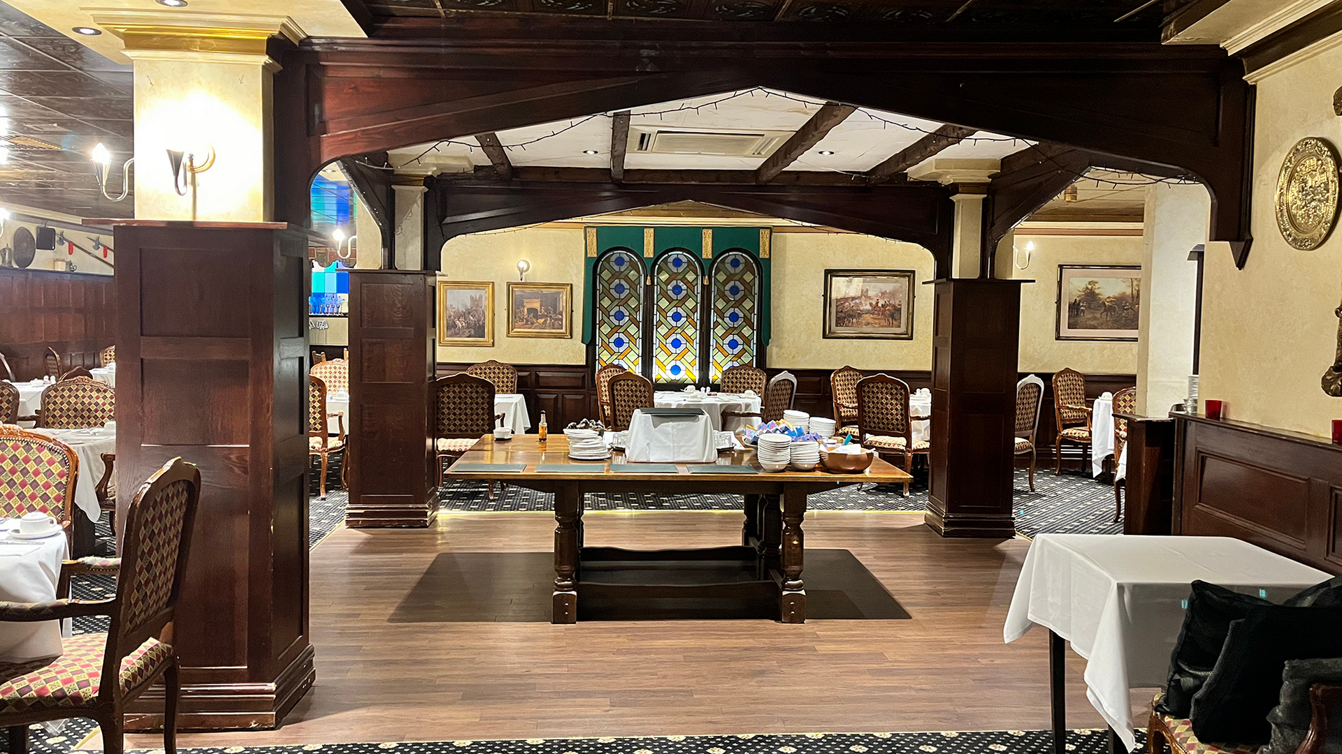 Prince Rupert Hotel Dinig room